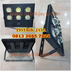 Lampu Sorot Led Yestar 300W ( Jarak 100 Meter )